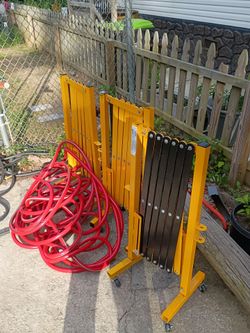 U line bc barrier gates H 2734 yellow  buy one get two  free