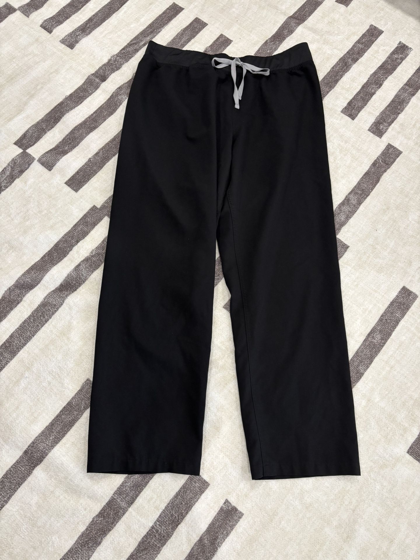 XXL FIGS Black Scrub Bottoms