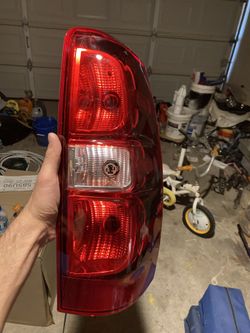 2007 -2013 Avalanche Right Side Tail Light 