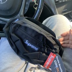 Supreme Fanny Pack New With Tags 