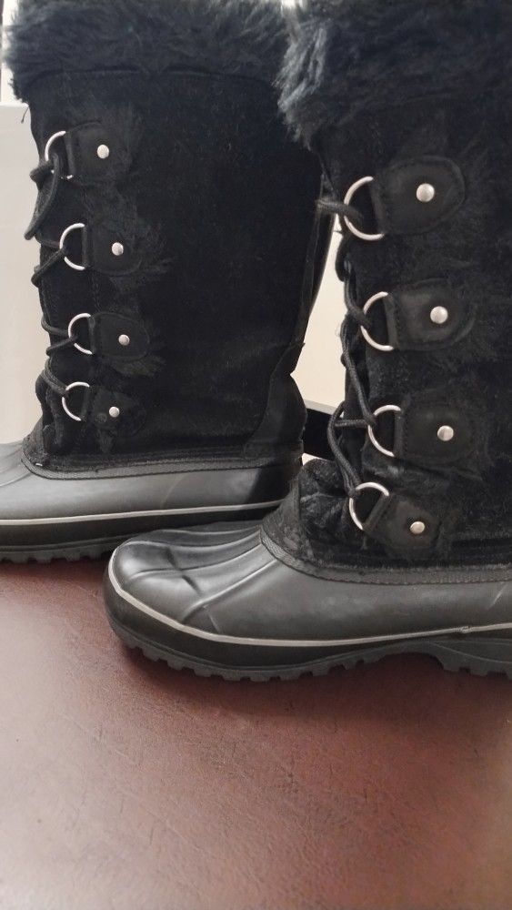 KHOMBU BRAND Snow Boots $30