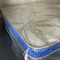 Queen Size Plush Pillow Top 