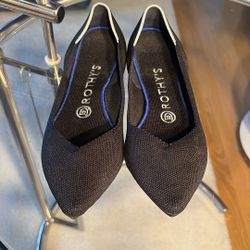 Rothy’s 7 Black Pointed Toe Flats 