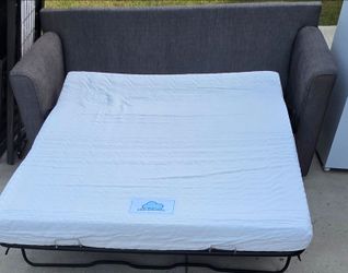 Trayce Chenille Queen Sleeper Sofa