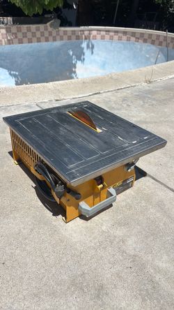 Workforce THD550 7-Inch Wet Tile Saw