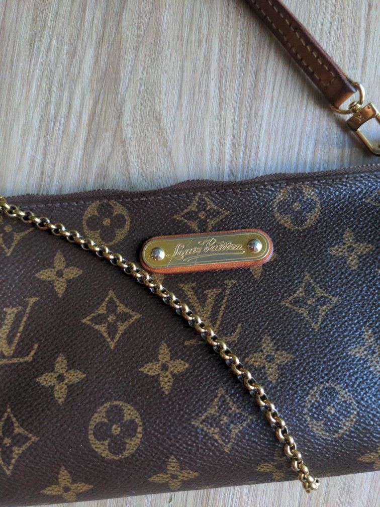 Original Authentic Louis Vuitton Eva Monogram Clutch for Sale in West  Hollywood, CA - OfferUp