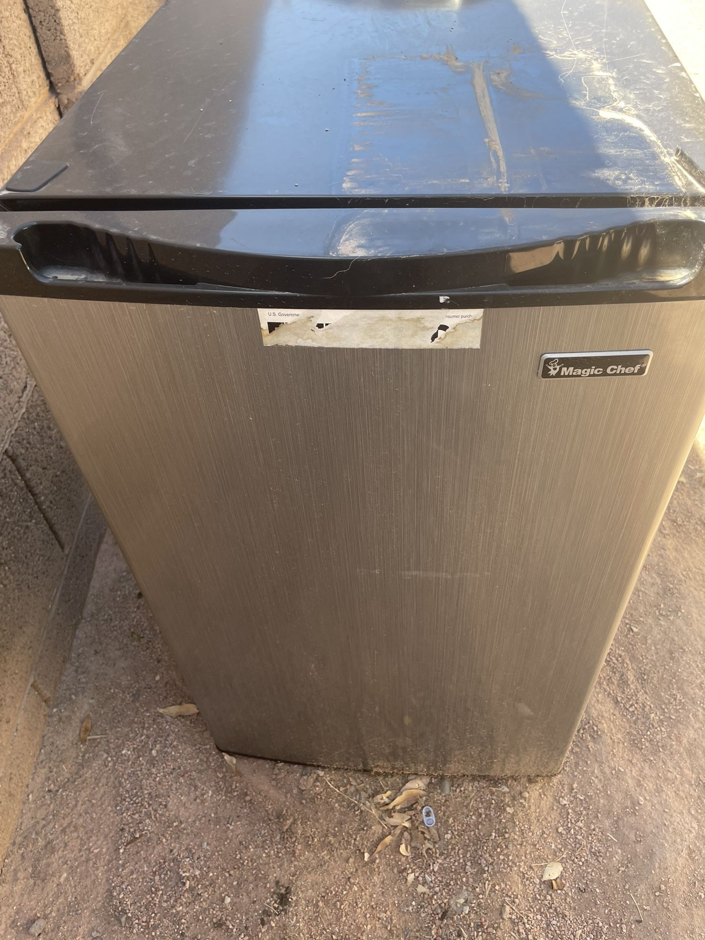Magic Chef Mini Fridge