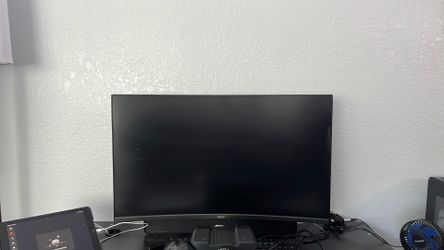 Acer 32 in curved  monitor