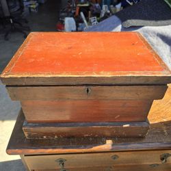 1916 Antique Storage Box