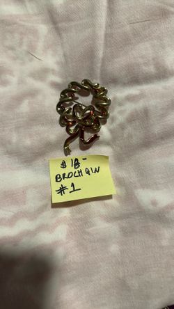 Vintage Broche Pin For Christmas 