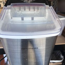 Frigidaire Ice Maker