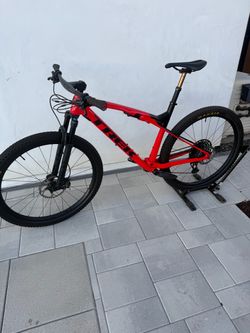 2023 Trek Supercaliber Gen 1 9.8
