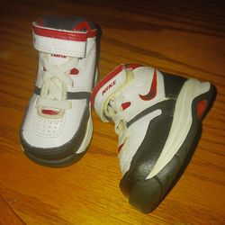 Infant Nike Shoes Size 3C