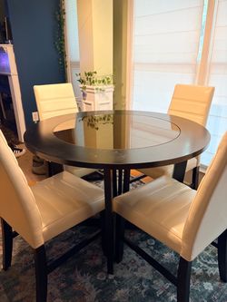 Rooms To Go Mabry 5-Piece Dining Set – $150 OBO