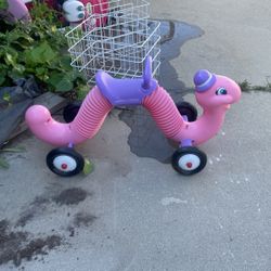 Radio Flyer Worm