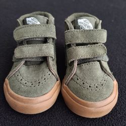 HIGH TOP VANS Toddler Shoes (SIZE 4) Barely Worn