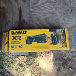 DeWalt saw saw 