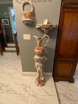 Vintage capodimonte Italian