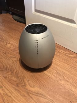 Almost New Bionaire air purifier Bap 600