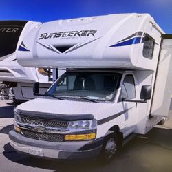 2020SUNSEEKER LÊ 2550DSC