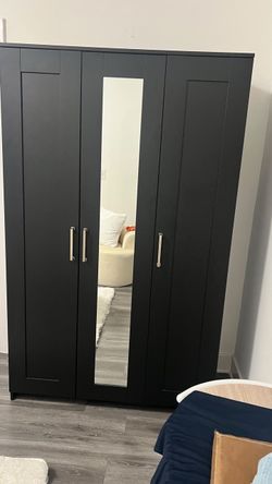 Black 3-Door Wardrobe with Mirror