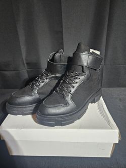 Leather And Suede Boots Size 9