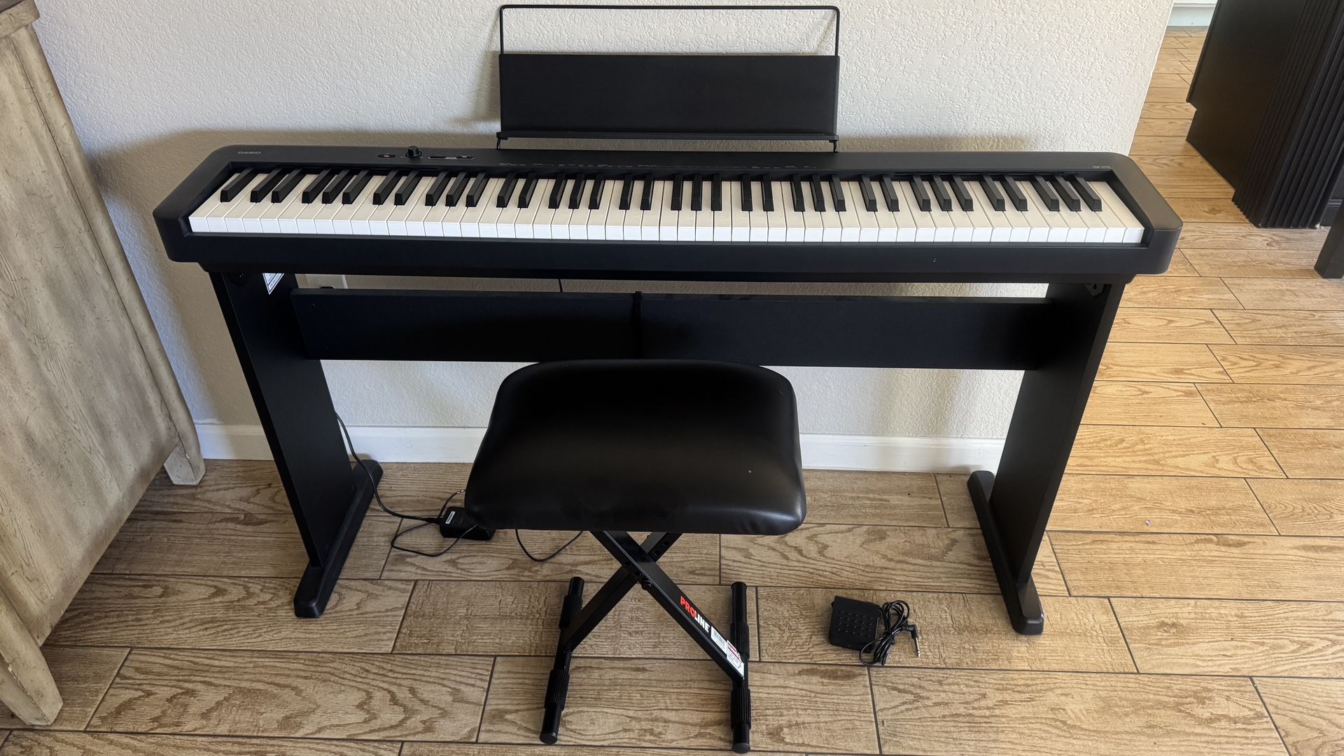 Casio Digital Piano with Stand & bench - weighted keyboard
