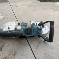 Makita Bandsaw 