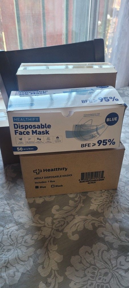 New Disposable Face Mask 50pcs Unopen Box Heathify
