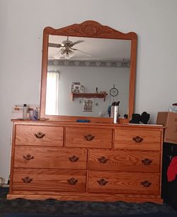 Oak Wood Dresser with Mirror