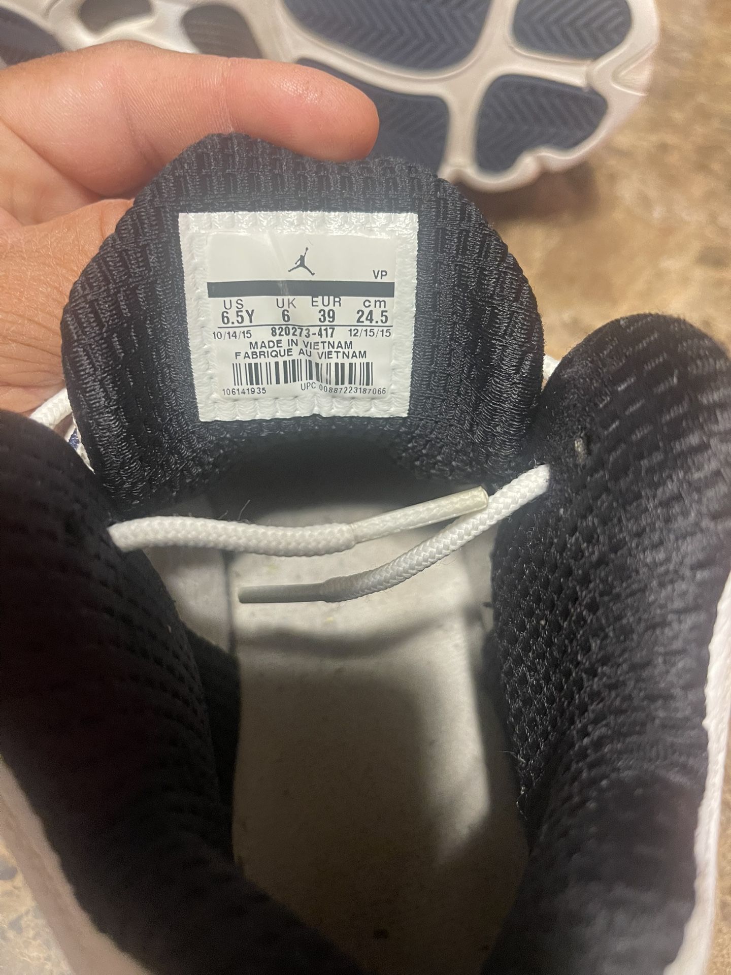 Tenis Jordan Size 6 1/2
