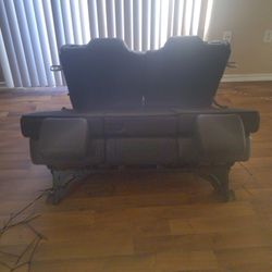 2008 Jeep Commander Rear Seats