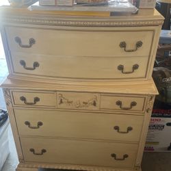 5 drawer dresser antique 