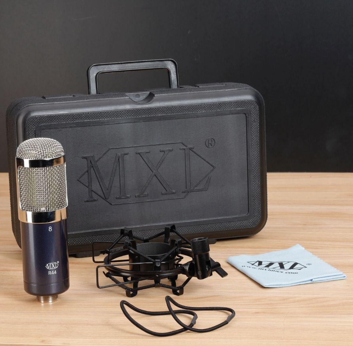 MXL R144 Multi-Purpose Ribbon Microphone with Shockmount