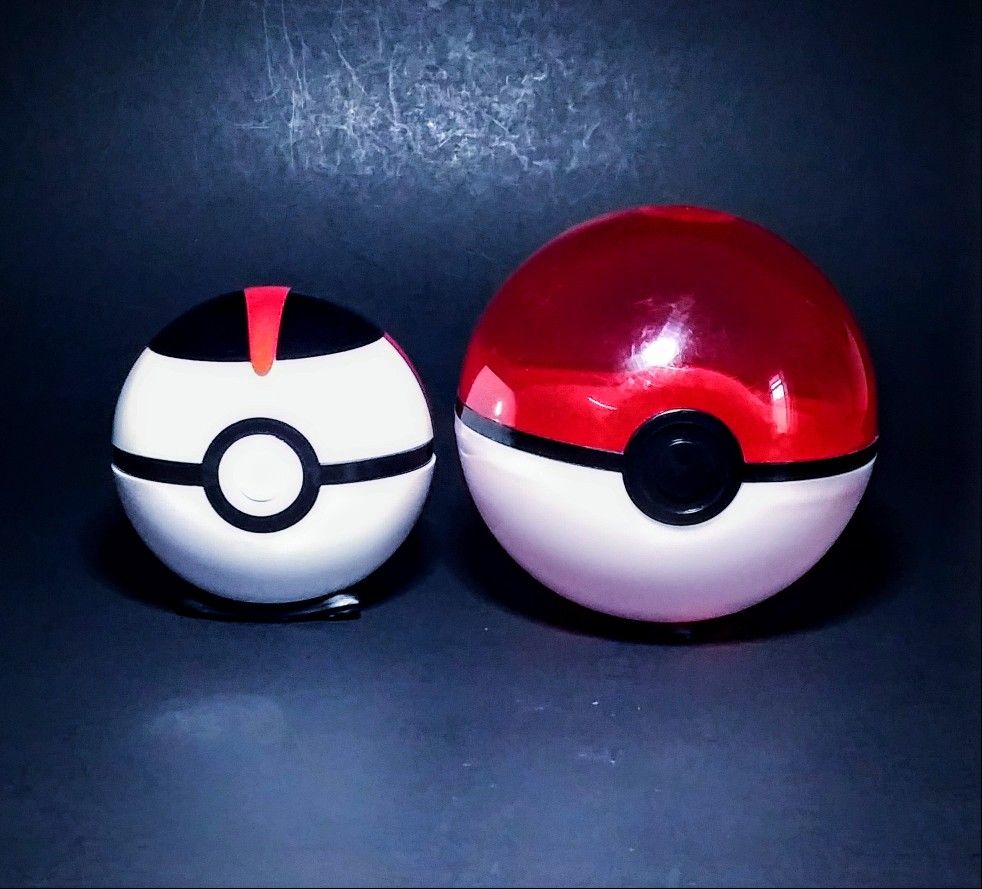 POKEMON BALLS