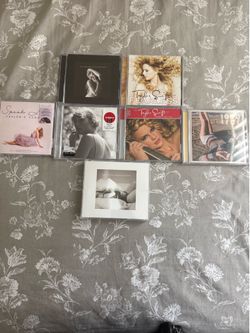 Taylor swift cd lot