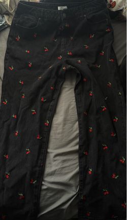 Forever 21 cherry baggy black jeans