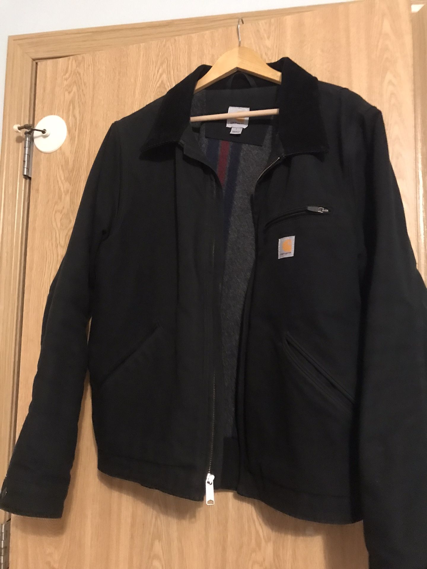 large carhartt detroit jacket