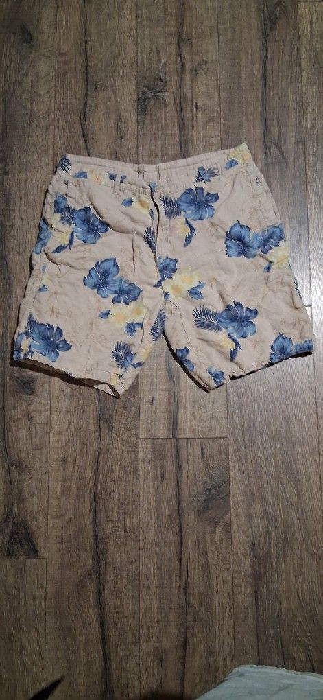 Hawaiian Shorts That Flip Out To Become normal Shorts