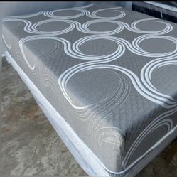 California King Julet Infused Cool Gel Memory Foam Mattress And Boxspring 