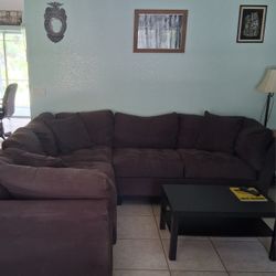 Cindy Crawford Collection Sectional 