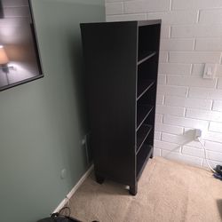 Storage shelf or bookshelf