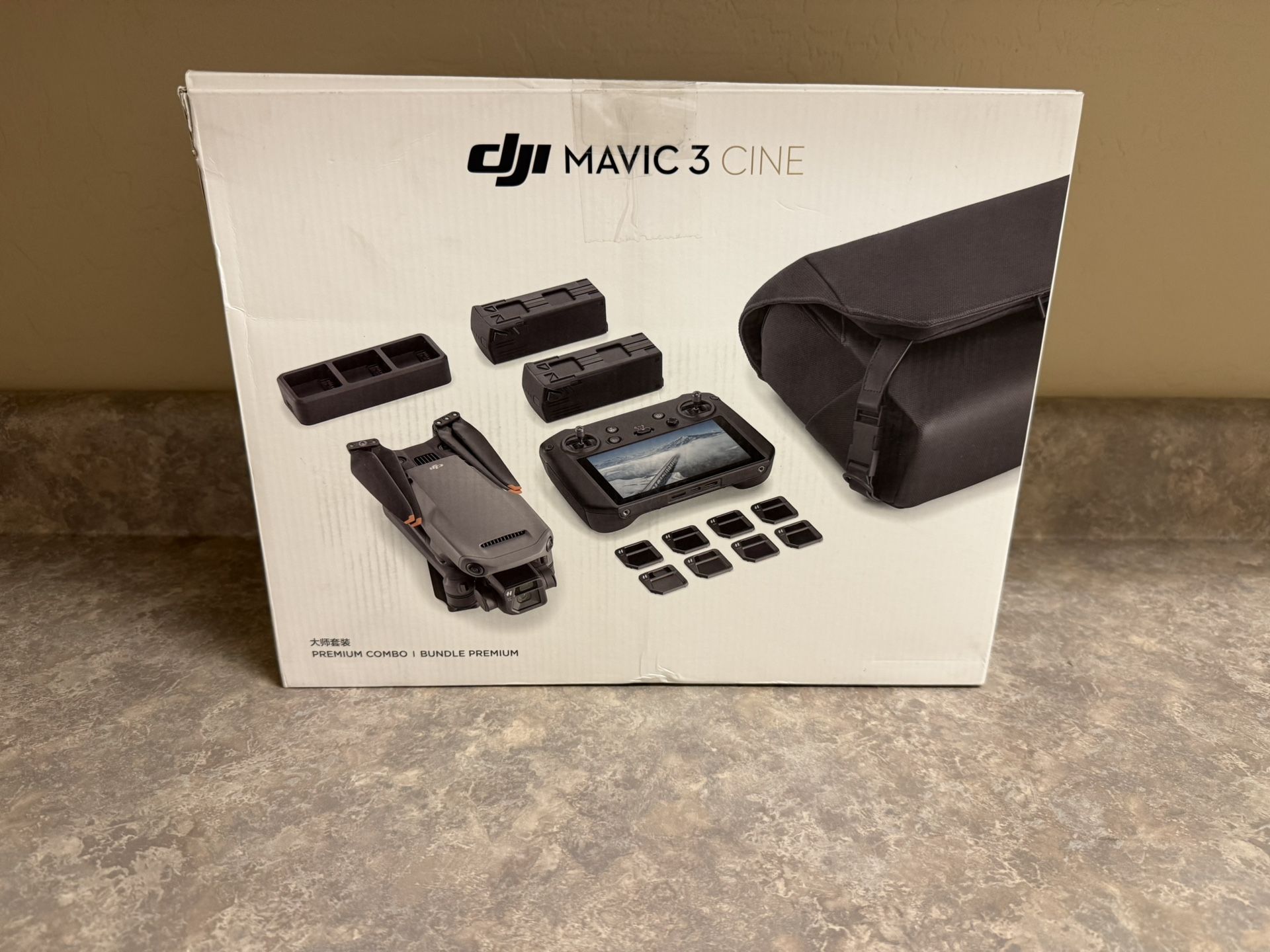Mavic 3 Cine. (Fly More Combo)