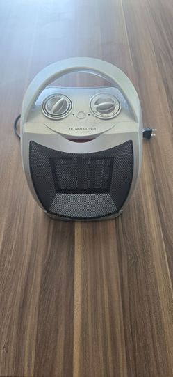 Portable Ceramic Space Heater with Handle