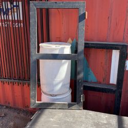 Metal Frame Gate 