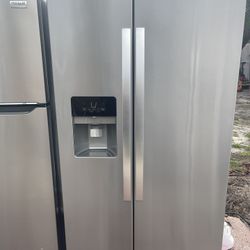 🧁2 LIKE NEW WHIRLPOOL 36” STAINLESS STEEL SIDE BY SIDE REFRIGERATORS🧁