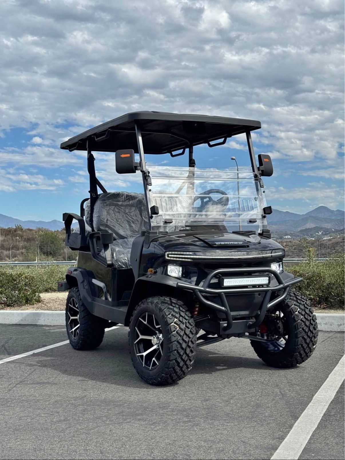 Denago Nomad XL Lithium golf cart - Street legal