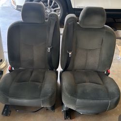 99-06 Silverado/sierra/gmc/yukon/tahoe Seats  Single Cab Seats No Back Pocket 