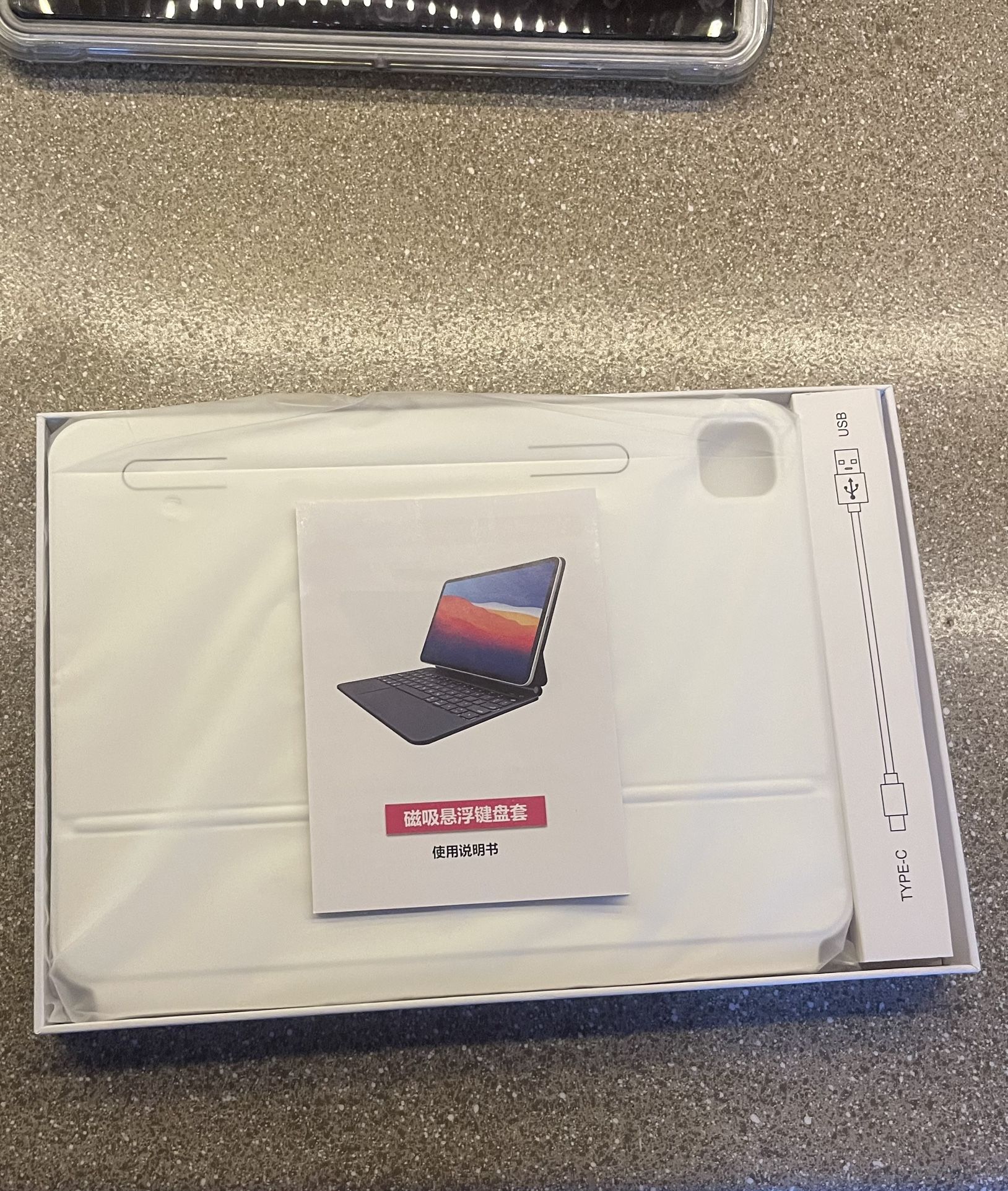 Keyboard Case for iPad Air 11-inch