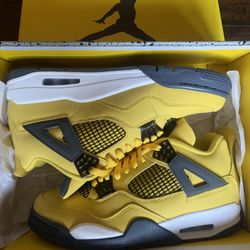Air Jordan Retro 4 ⚡️